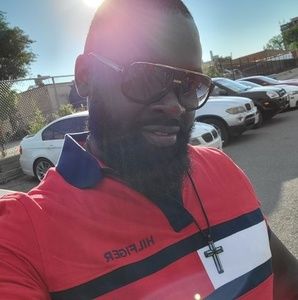 Meet your Posher, Alphanso